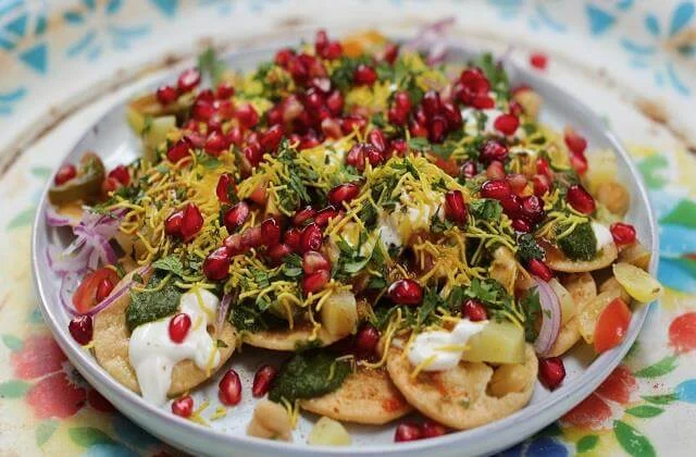 घर पर मिनटों में बनाएं बाजार जैसी कुरकुरी चाट पापड़ी snacks-special-maize-papdi-chaat-recipe
