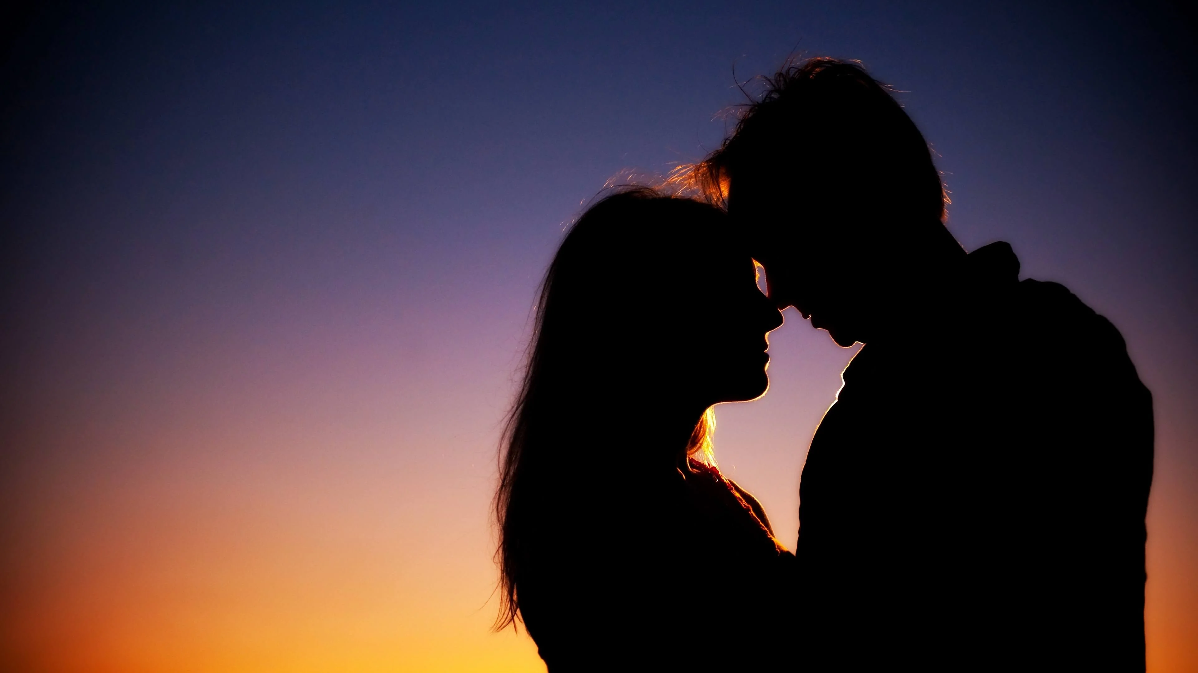Differences Between a Soulmate and a Life Partner