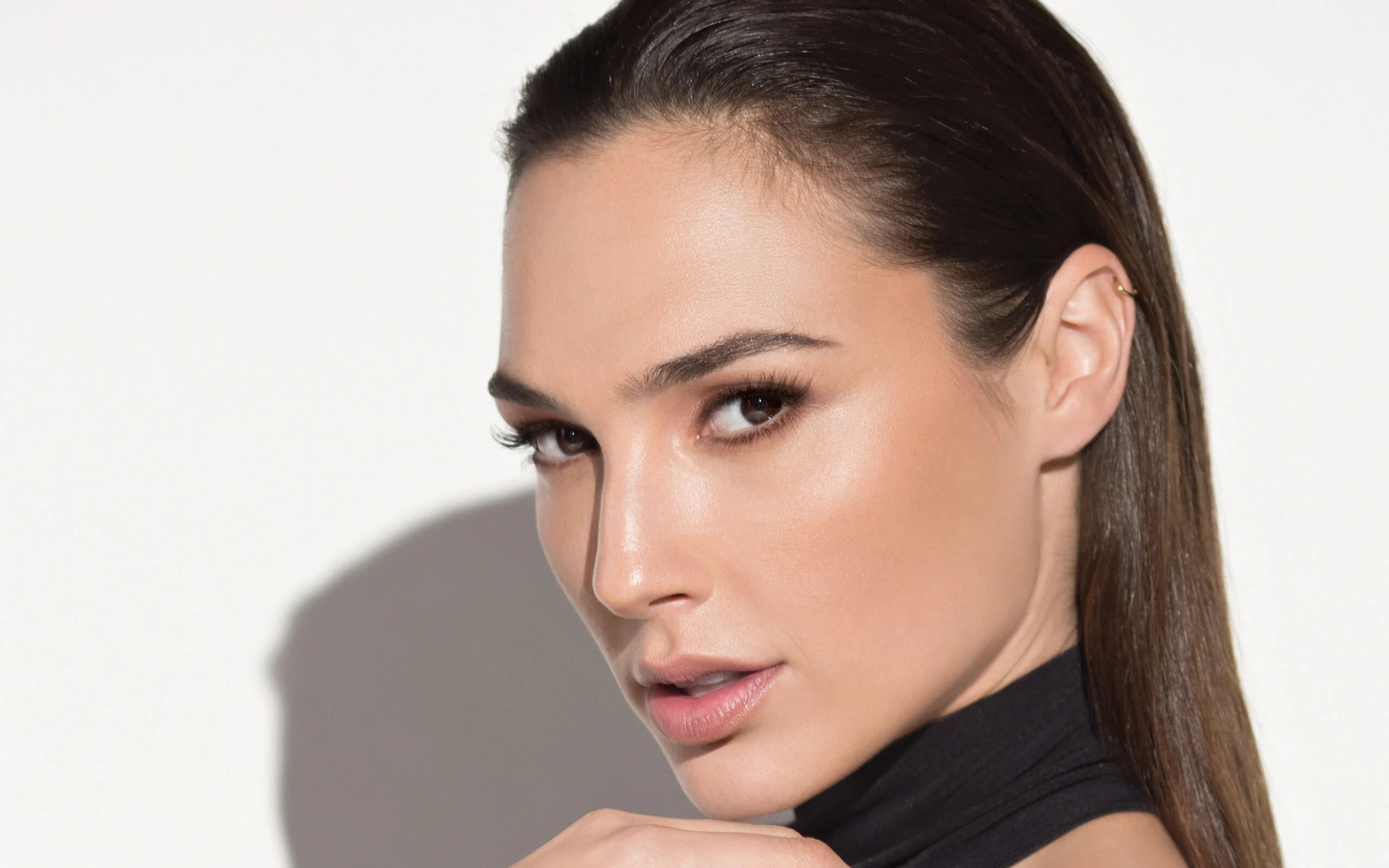 Facts about Wonder Woman – Gal Gadot Gal-Gadot