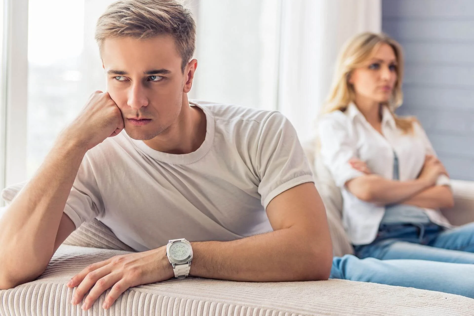 20 Things that automatically turn men off Things that automatically turn men off