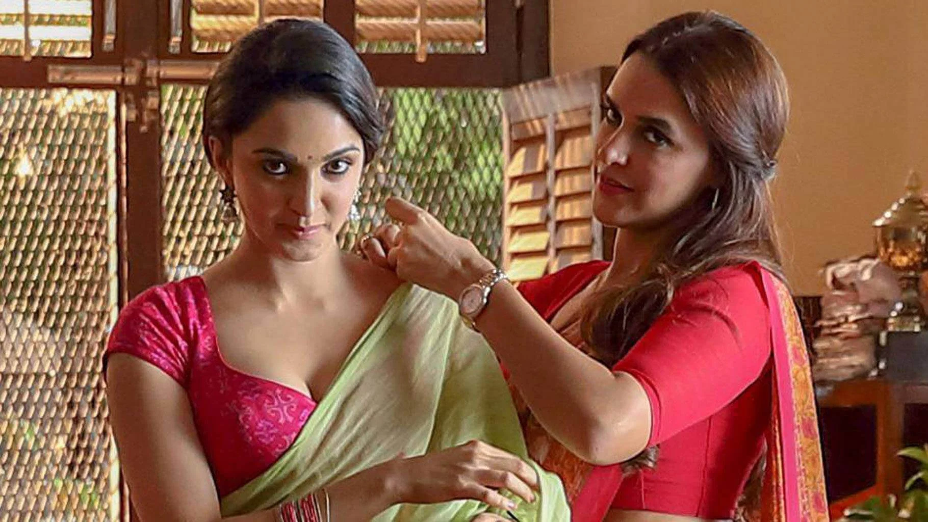 Bollywood Actresses Who Had The Most Steamy Scenes In History Of Indian Web-Series Bollywood Actresses Who Had The Most Steamy Scenes In History Of Indian Web-Series