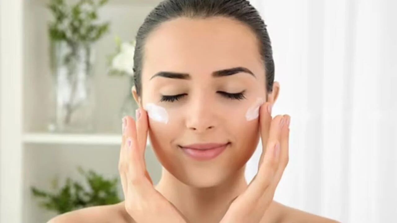 Rejuvenate Your Skin with the 7-Day Face-Pack Challenge: Natural Radiance Unveiled Rejuvenate Your Skin with the 7-Day Face-Pack Challenge - Natural Radiance Unveiled