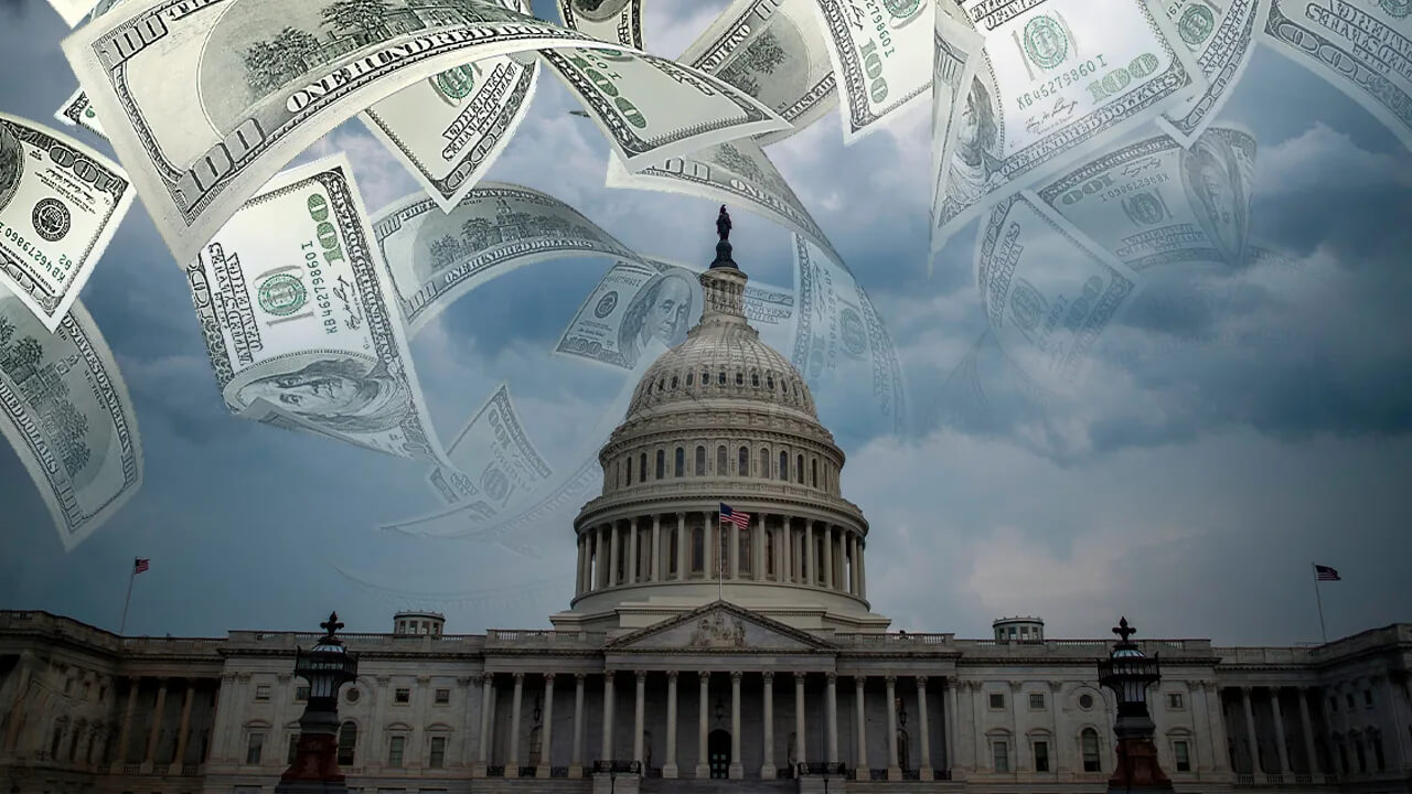 Government Shutdown 2025: Unprecedented Layoffs Feared Amidst Budget Battles