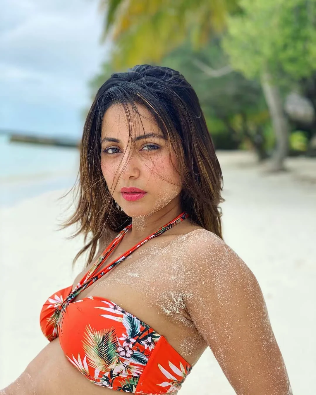 Hina Khan Biography